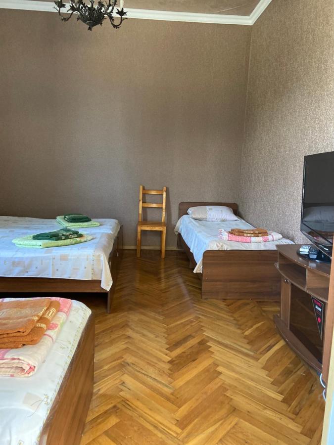 Уютный Дворик スフミ エクステリア 写真